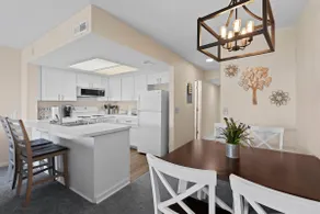 Beach Therapy-Surf Condos, W/Pool & Beach Access - Image 5