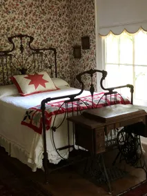SWEARINGEN PLACE. Est. 1840 Historic Keachi - Image 3