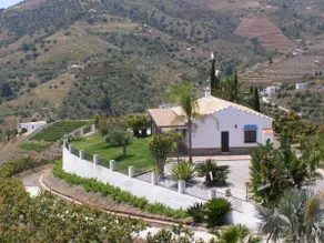 Palmeras. A villa between the sea and the mountains. - Image 2