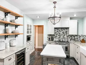 Historic Midtown Chateau + Guest House - Sleeps 19 - Image 3