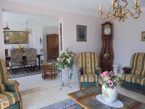 PLEASANT HOUSE OF 140 M², LARGE BALCONY ON THE UPPER FLOOR - Image 2