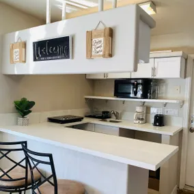 Private Studio, own entry, kitchenette,  full bath. - Image 4