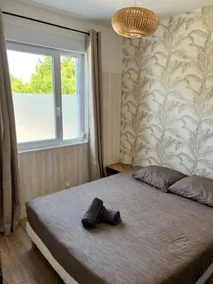 2 - Cozy and bright apartment near the center - Image 5