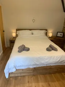 Cotswold Coombe Cottage - Image 2