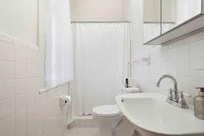 Historic Uptown Cottage - Image 4