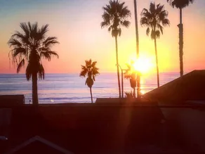 OCEAN VIEWS!!!! Penthouse located across the street to beach!! - Image 4