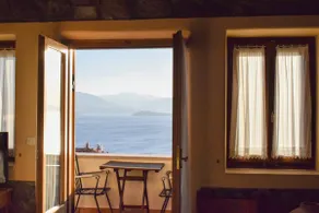Timeless charm with commanding sea views - Image 2