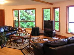 Tofino Storm Bay guesthouse LIC-2024-0270 - Image 2