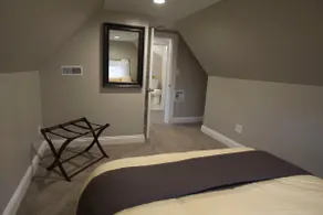 Vine Street Suite - Image 2