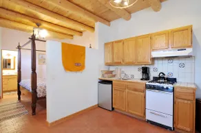 Private Santa Fe Retreat w/King Bed, patio - Image 3