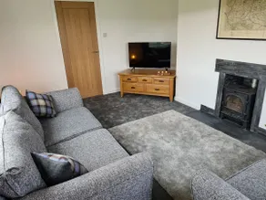Cosy 2 bedroom cottage with woodburning stove - Image 4
