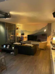 City center loft apartment located on a quiet street - Image 3