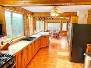 **Cozy & Dog Friendly** Rustic Cabin Retreat - Image 3