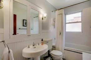 Beautiful 5-Bed home in West Wash Park - Image 5