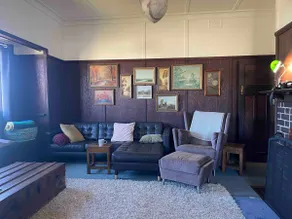 The Brown House Tenterfield - Image 5