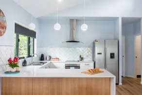 Hillside Haven - Airlie Beach - Image 3
