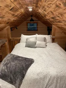 Happy Acres Hideaway! - Image 2