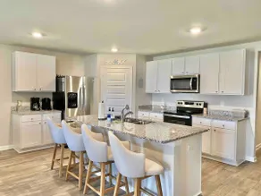 Close to OWA, Beach, Wharf, Airport, Pet Friendly! - Image 3