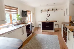 Lovely Holiday Home in Bude, Cornwall, walking distance to beaches and town - Image 4