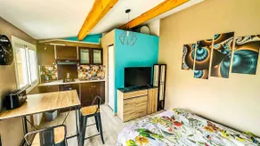 Maisonette, Air conditioning, Terrace, Pool, Hot tub, Parking - Image 2