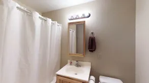 Cabins at Acorns Resort on Milford Lake - Image 3