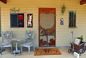 Cici's Country Getaway in Bandera - Image 2