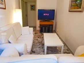 BARI GRAND CENTRAL APARTMENT - 3 Bedrooms and Jacuzzi in the City Center - Image 5