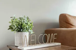 Cozy Midtown Cottage - Image 3