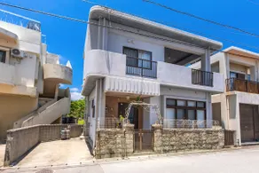 Guesthouse@American Village★6mins walking to beach - Image 2