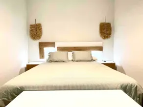 Comfortable and centrally located apartment, ideal for families. - Image 3
