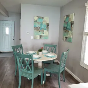 Graber's Lake Getaway- Clean and Beautiful! Great Work from home location!  - Image 4