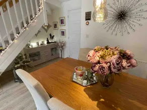 Bright, airy & beautiful home in a quiet location - Image 2