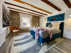 Eifelstein, Apartment mit Whirlpool und Ofen - Image 3