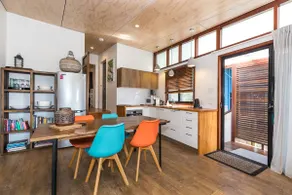 Yarrong Retreat - Luxurious Island Style - Image 2