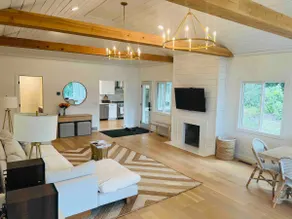 Cozy 2-Bedroom Getaway Lake Minnetonka - Image 5