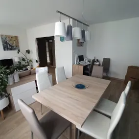 Bright apartment 30 minutes from the center + parking - Image 3