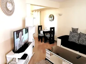Will's Modern Cosy 1 Bedroom Apartment - Image 2