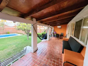House in a subdivision with a pool and heating - Image 4