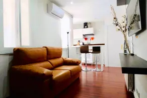 Plaza España - Central and quiet 2BR for couples, families and events - Image 2