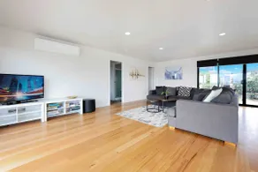 Ocean Escape- 5 Bedroom, 3 bath- Sleeps 11 - Image 5