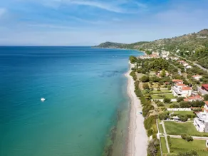 ALKEA beachfront apartment Moles Kalives Halkidiki - Image 4