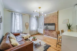 Designer Renovated Hoboken 1 Bed close to NYC - Image 4