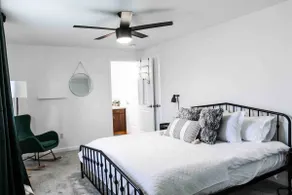 The Evergreen Retreat - King Bed; Family Friendly - Image 4