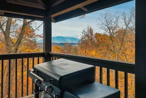Gorgeous Smoky Mtn VIEWS! HOT TUB - Image 2