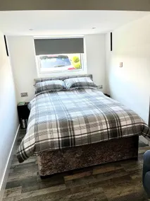 The Pitstop - Entire guest suite by the seaside. - Image 2