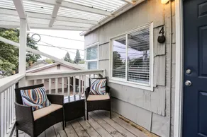 2BR Near Autzen & UO – 10 Min Drive Upstair#4 - Image 3