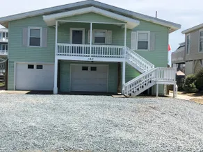 Canal/Waterfront/Boat Dock at Hook, Wine & Sinker - Image 2