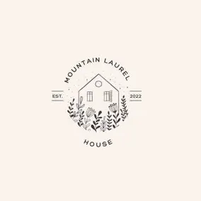 A cozy 2 bedroom cottage - Image 2