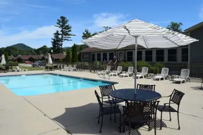 Cozy Condo: Ski, Golf, Hike, & Swim in White Mnts - Image 3