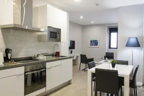 Arenal Suites Puerta del Sol - Image 2